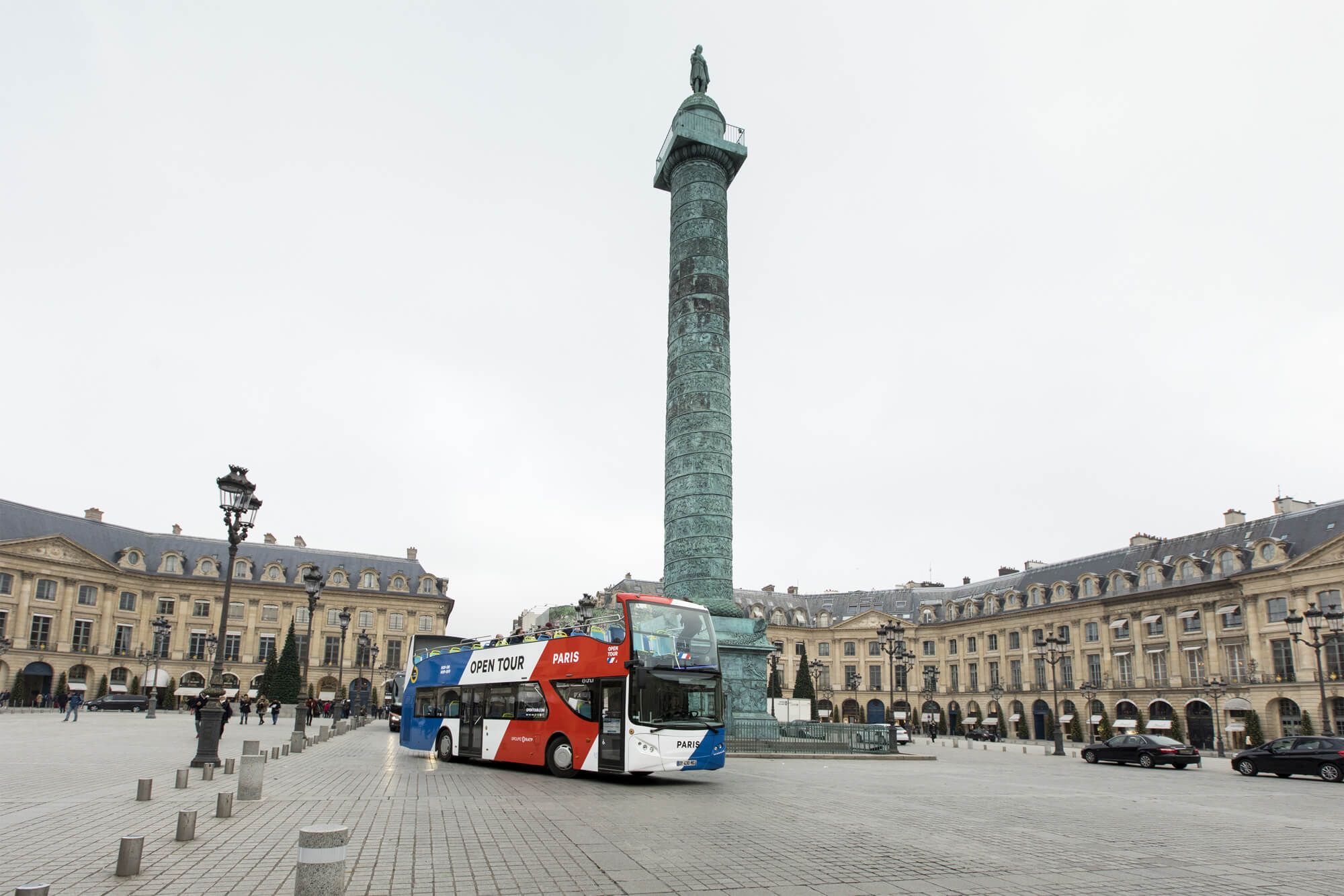 Paris HopOn HoOff Bus Tour Red Line Du Lich Chau Au OFO Travel