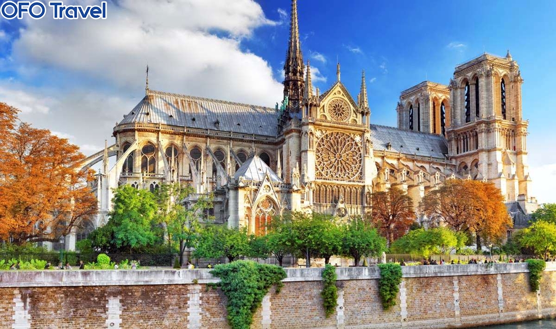 Nhà Thờ Đức Bà Paris (Notre-Dame-de-Paris) Du Lich Chau Au Linh Hoat EuroCircle