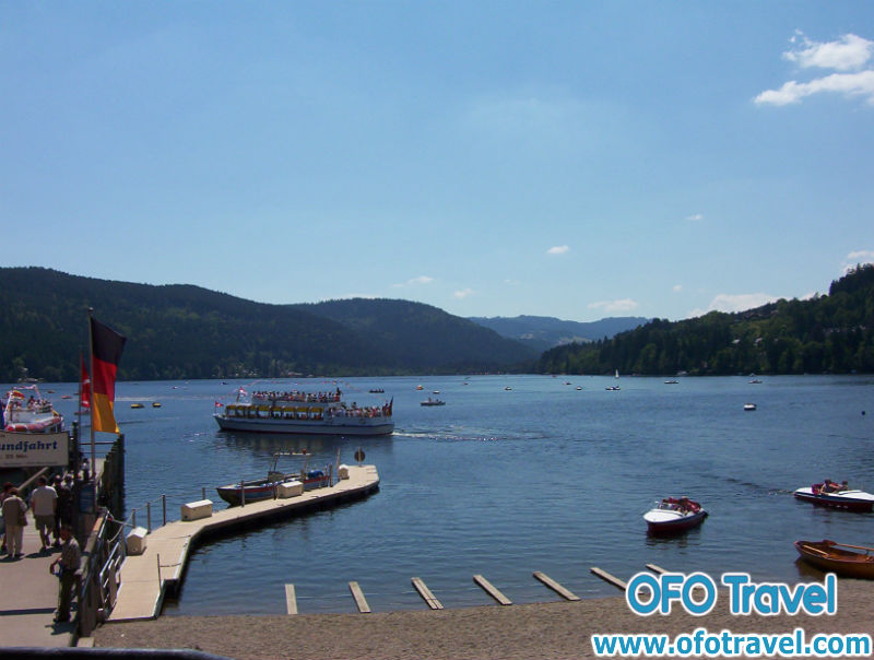 Du-lich-mien-nam-nuoc-duc-Titisee